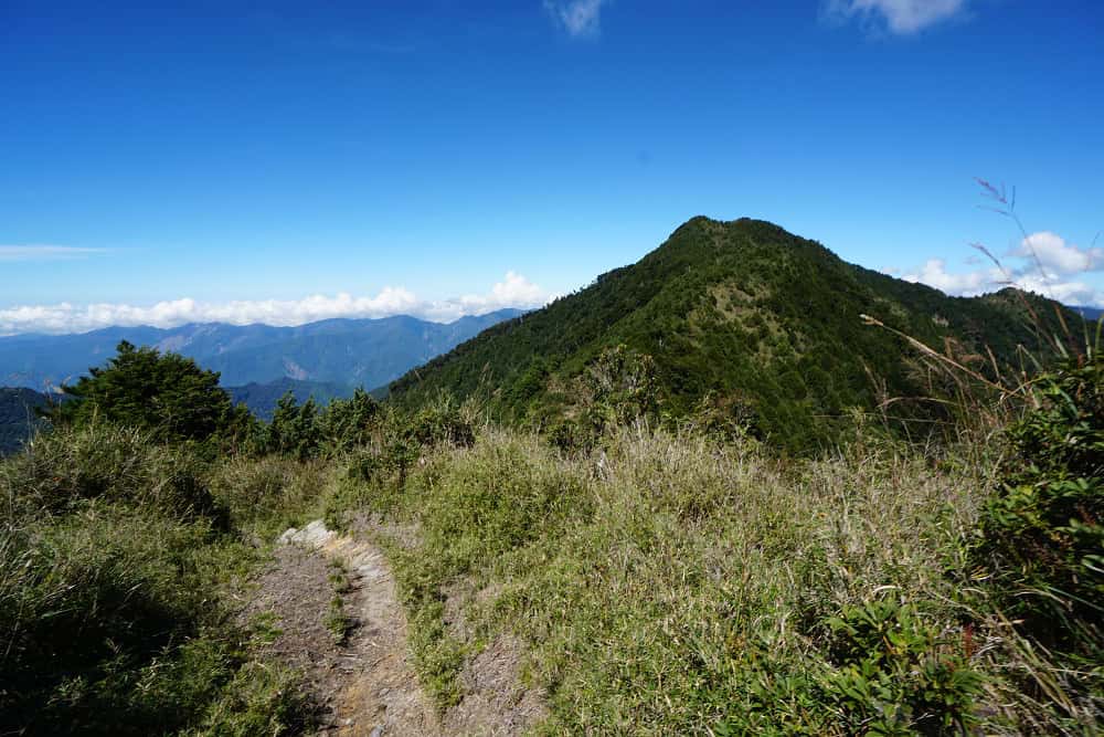 南橫三星：庫哈諾辛山